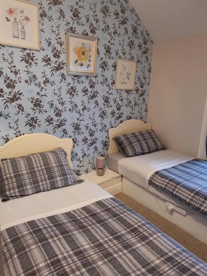 Gordon'S Guesthouse Loughrea Dış mekan fotoğraf