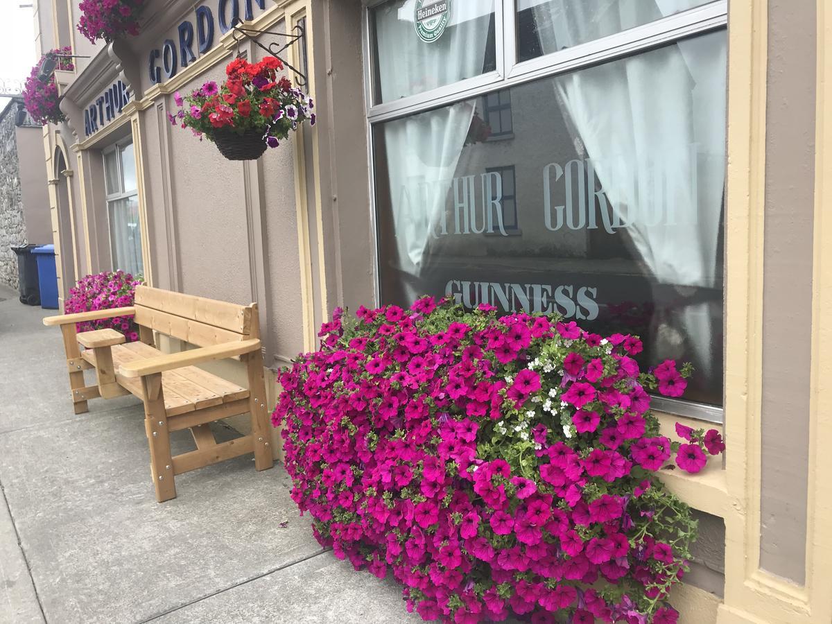 Gordon'S Guesthouse Loughrea Dış mekan fotoğraf